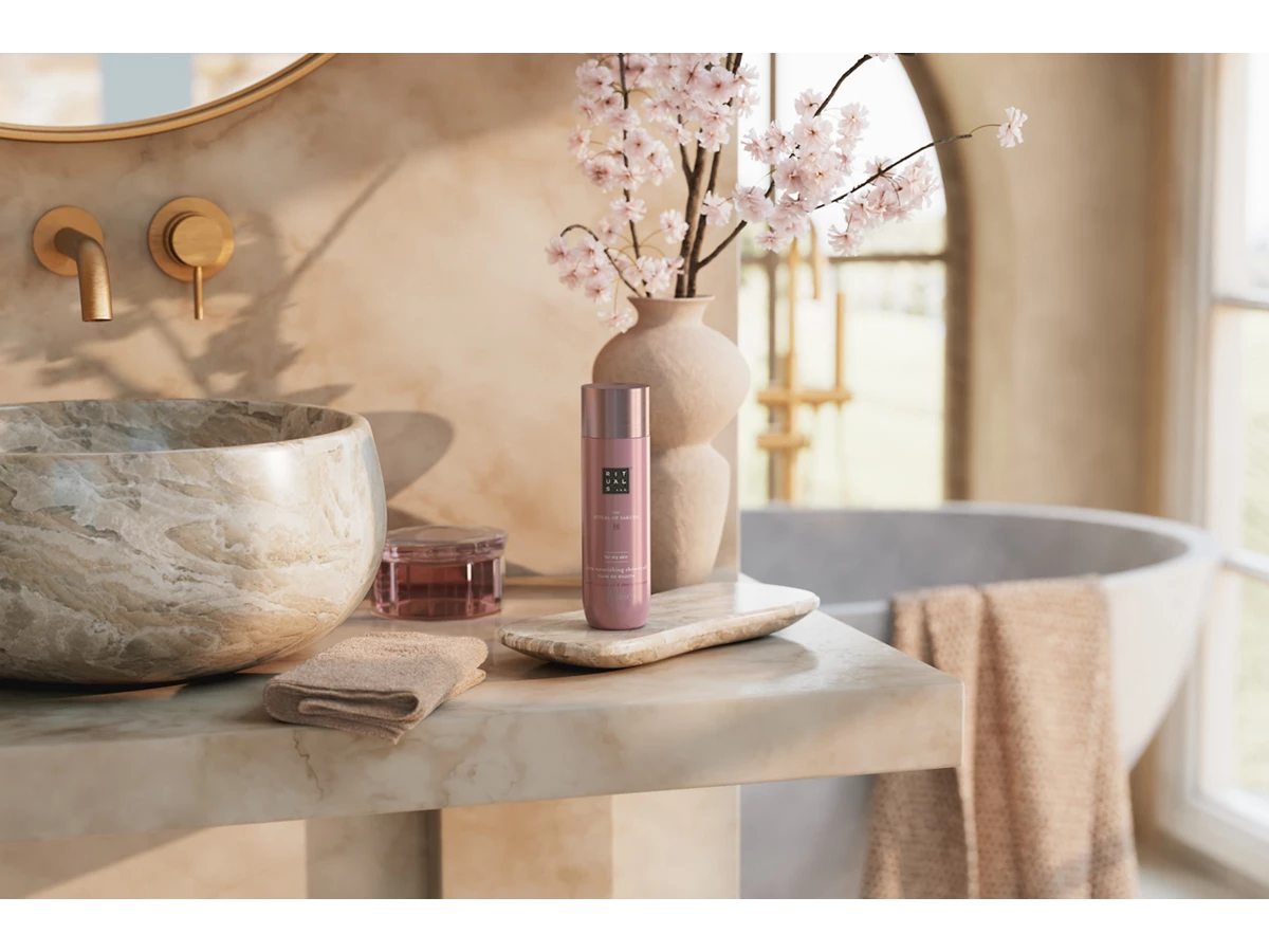 1115335-sa24001-sakura-shower-oil-200ml.webp